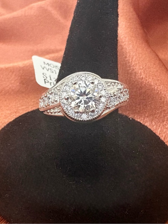 None Jewelry - Round Moissanite Ring Size 7 GRA Certification
